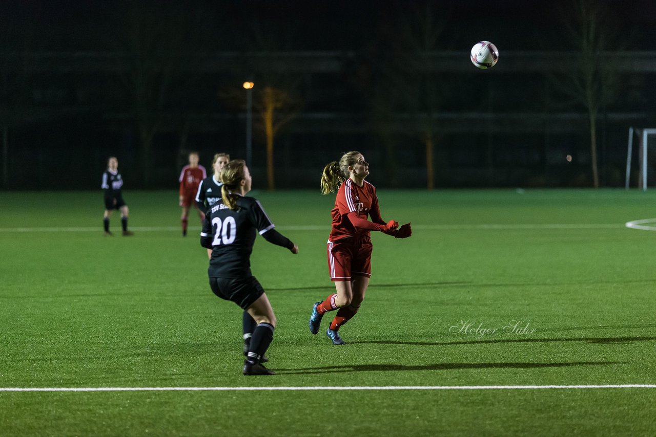 Bild 246 - Frauen SV Wahlstedt - TSV Schoenberg : Ergebnis: 17:1